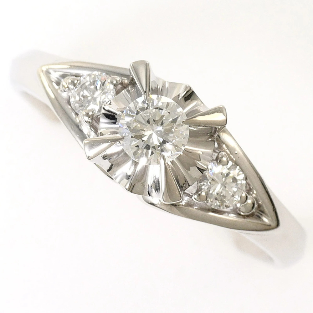VINTAGE Silver Diamond Ring